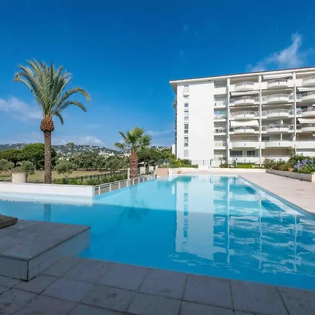 Appartement Azur Elegance, Piscine & Plages Antibes