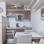 T2 Bord De & Piscine - Vue Parc Exflora דירה אנטיב