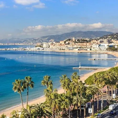 아파트 Azur Elegance, Piscine & Plages 앙티브